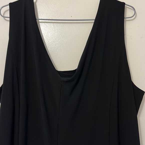 Little black fit and flare dress size 3X - Picture 4 of 6